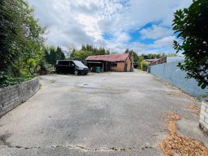 Photo 11- click for photo gallery